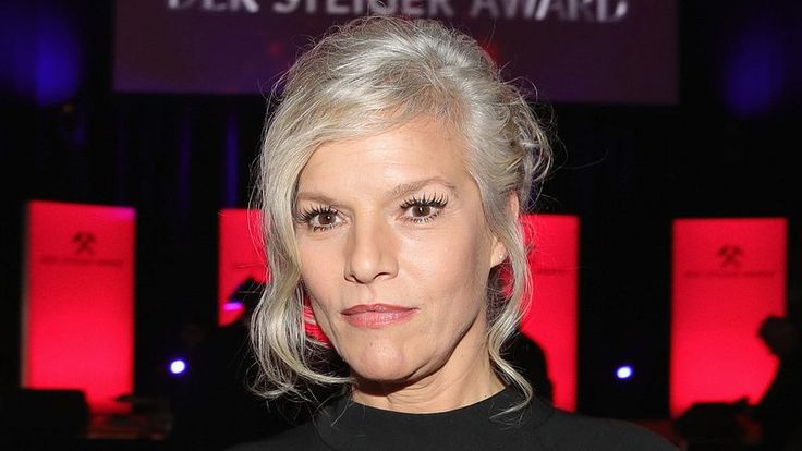 Ina Müller ungeschminkt: Natürliche Schönheit, Mut zur Authentizität und das Geheimnis ihrer Ausstrahlung Ina Müller ungeschminkt